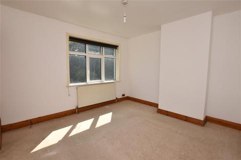 2 bedroom end of terrace house for sale, Henshaw Lane, Yeadon, Leeds, West Yorkshire