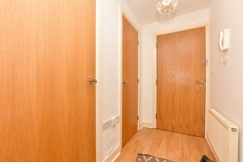 1 bedroom ground floor flat for sale, Goodworth Road, Redhill, Surrey