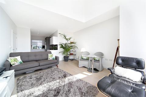 2 bedroom penthouse to rent, River Gardens Walk Greenwich London SE10