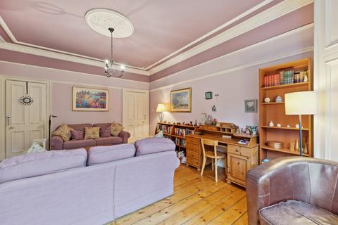 2 bedroom flat for sale, Broomhill Drive, Flat 1/2, Broomhill, Glasgow, G11 7ND