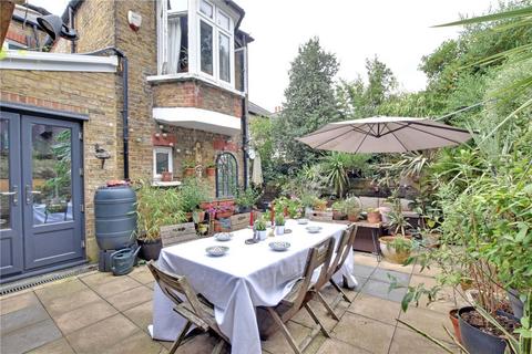 4 bedroom semi-detached house for sale, Boyne Road, Lewisham, London, SE13