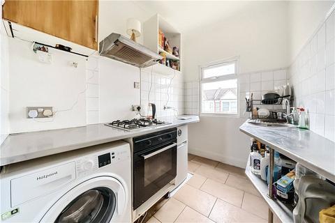 2 bedroom apartment for sale, Gainsborough Drive, Westcliff-on-Sea, Essex