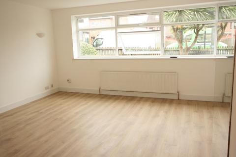 2 bedroom ground floor flat to rent, Sudbury Hill HA1