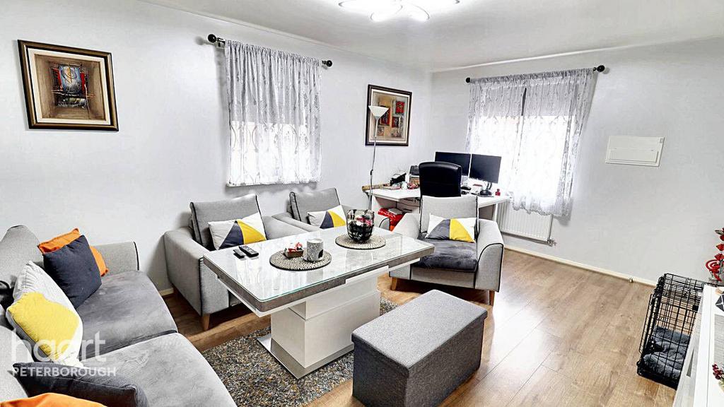 Parry Close, Peterborough 3 bed end of terrace house for sale £270,000