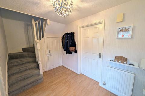 10 Adwalton Close, Newark, NG24 2GT