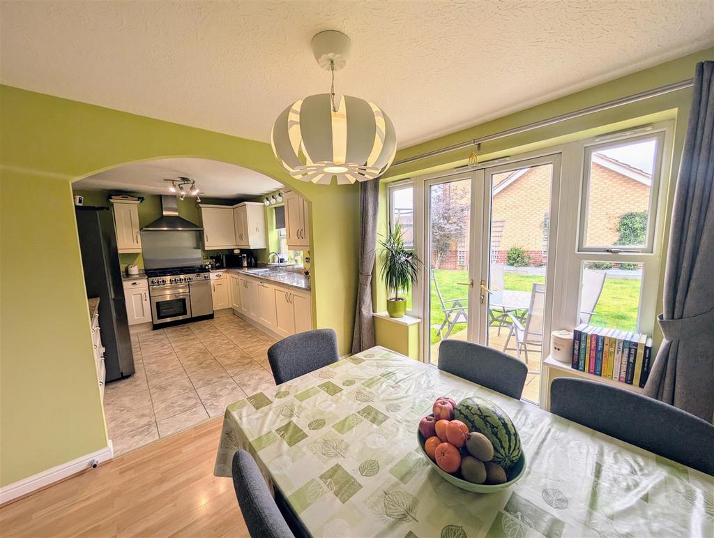 Kitchen Diner