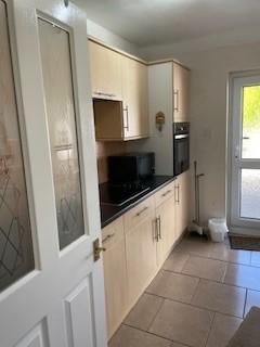 2 bedroom bungalow to rent, Lowcroft Drive, Oadby, Leicester, LE2