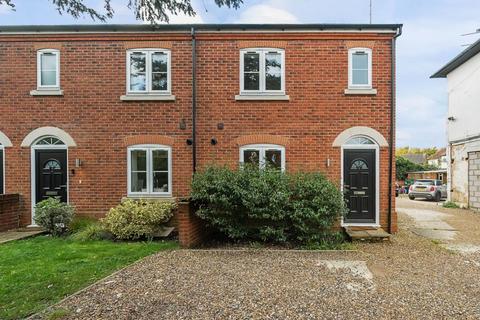 2 bedroom end of terrace house for sale, Newbury,  Berkshire,  RG14