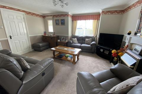 3 bedroom detached house for sale, Maes Ty Gwyn, Llangennech, Llanelli