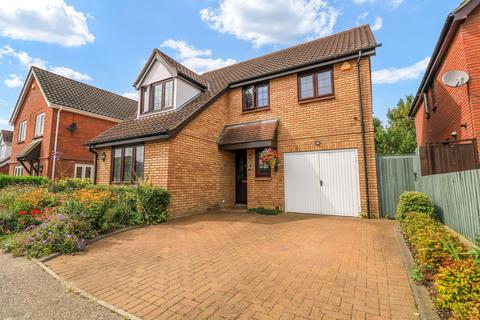 4 bedroom detached house for sale, Nickleby Road, Chelmsford CM1