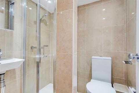 2 bedroom flat to rent, SOUTHWELL GARDENS, London, SW7