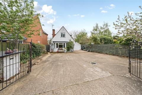 4 bedroom detached house for sale, Stanley Road, Berkshire RG40