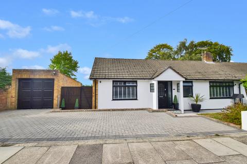 2 bedroom bungalow for sale, Blackthorn Avenue, Walderslade, Chatham, ME5