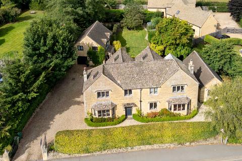 6 bedroom detached house for sale, Moore Road, Bourton On The Water, GL54