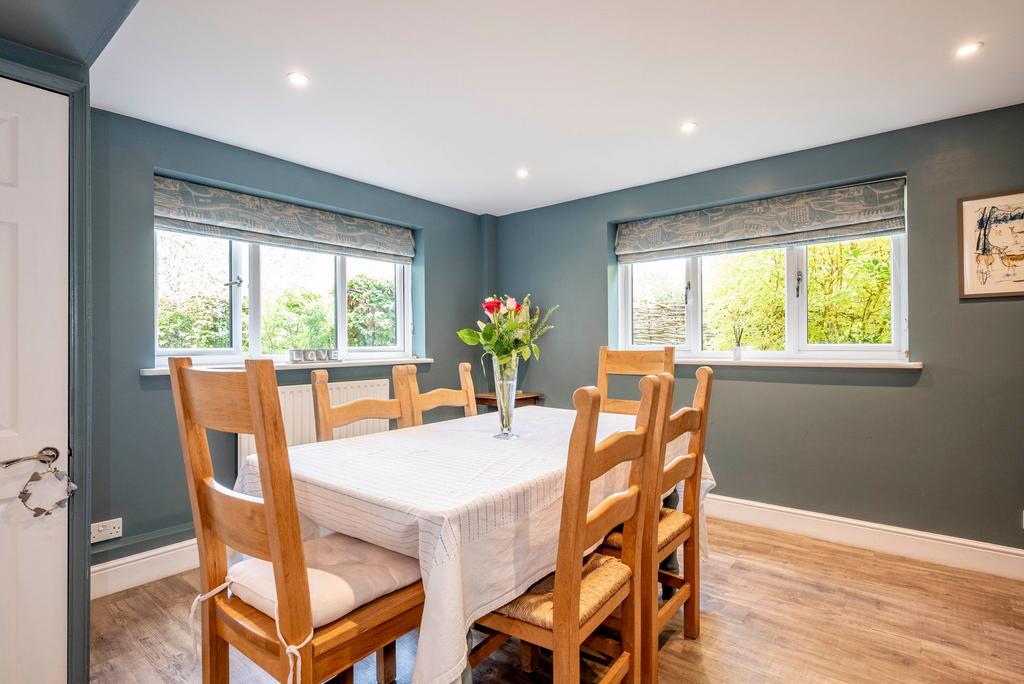 Cottage   Dining Room