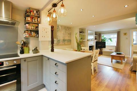 undefined, Chestnut Terrace, Cheltenham GL53