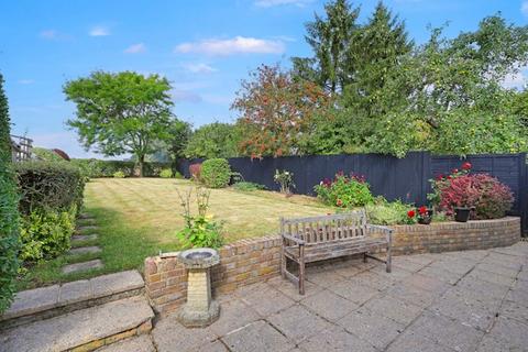 3 bedroom bungalow for sale, Dunmow Road, Fyfield, CM5