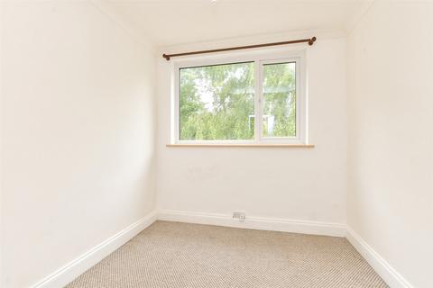 4 Mount Pleasant Road, Caterham, CR3 6LP