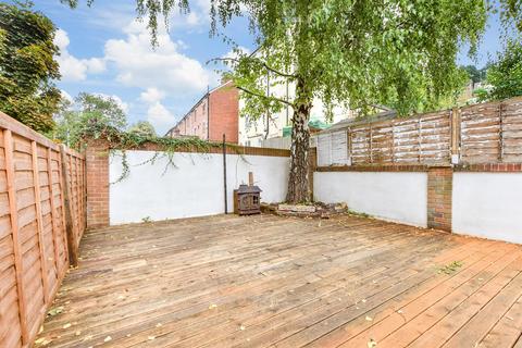 4 Mount Pleasant Road, Caterham, CR3 6LP