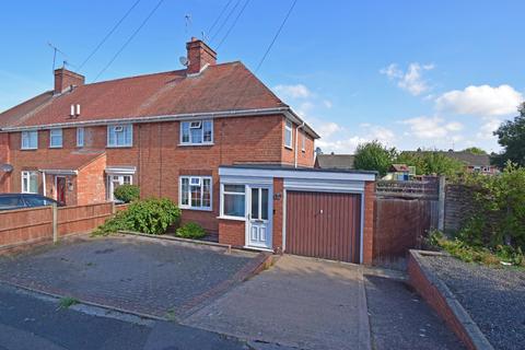 3 bedroom end of terrace house for sale, 71 Charles Henry Road, Droitwich, Worcestershire, WR( 8QQ