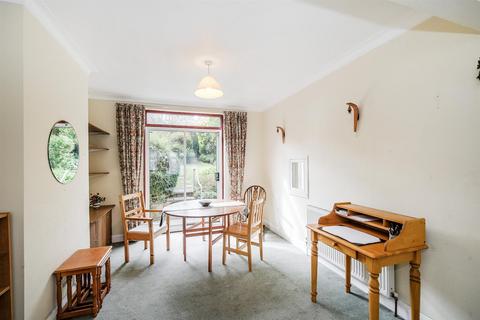 19 Brindwood Road, London, E4 8BH