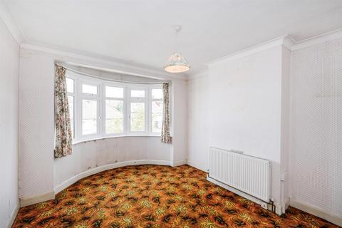 19 Brindwood Road, London, E4 8BH