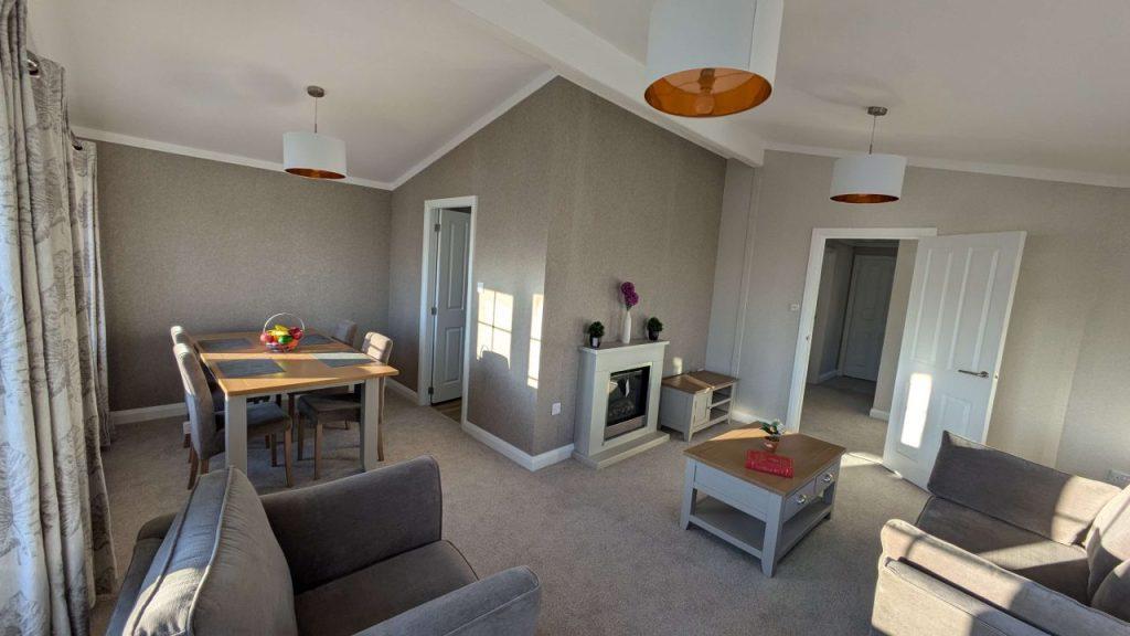 Lounge.2.jpg