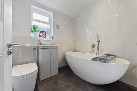 162 Fairlawn Park, London, SE26 5SD