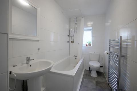 9 Back Lane, Ripponden, Sowerby Bridge, HX6 4DU