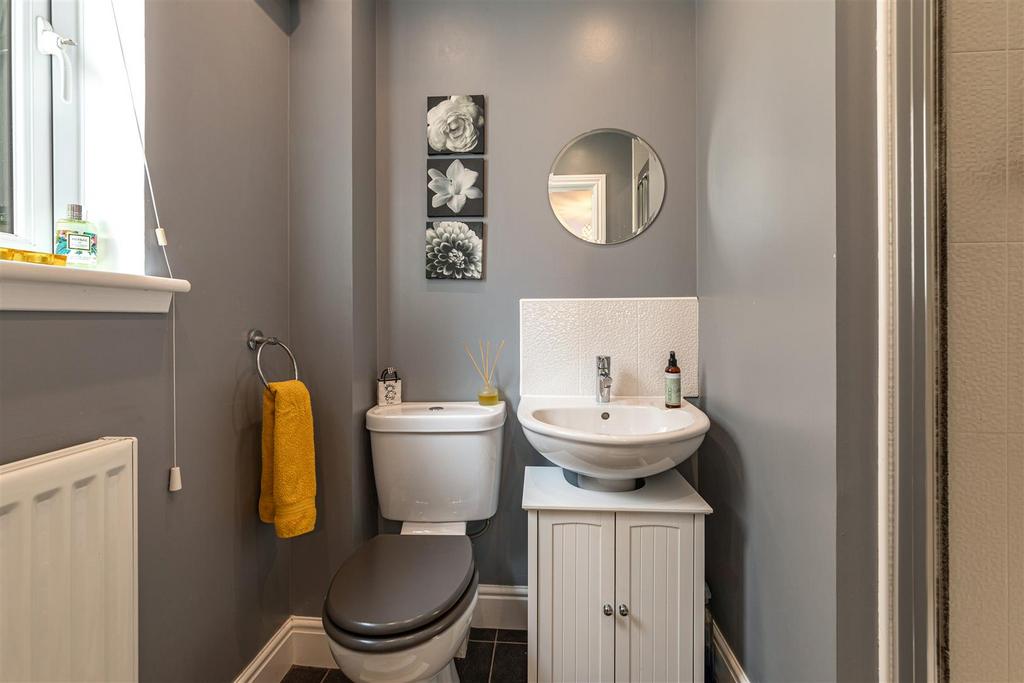 31 Redpath Crescent Galashiels 42.JPG