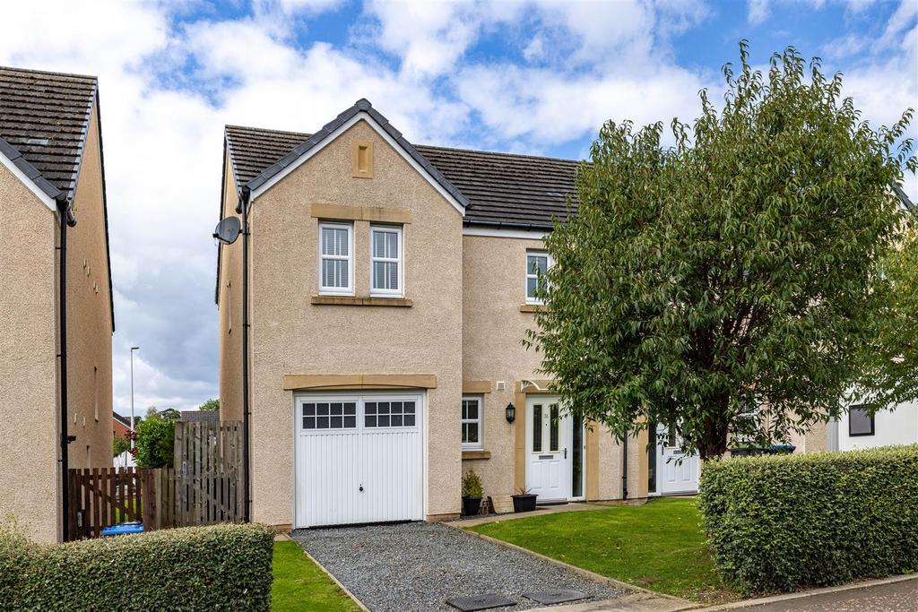 31 Redpath Crescent Galashiels 02.JPG