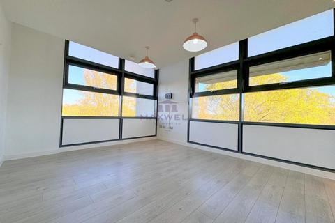 2 bedroom flat for sale, Edinburgh Gate, Harlow CM20