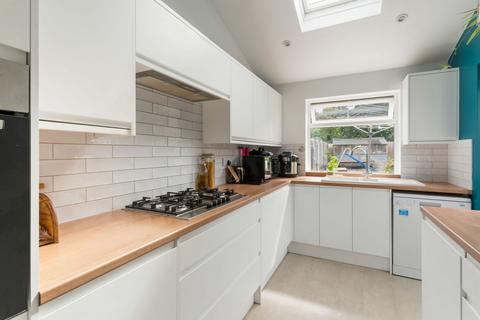 3 bedroom semi-detached house for sale, Weihurst Gardens, Sutton, SM1