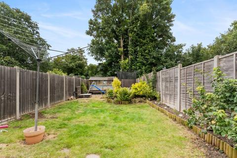 27 Weihurst Gardens, Sutton, SM1 4PQ