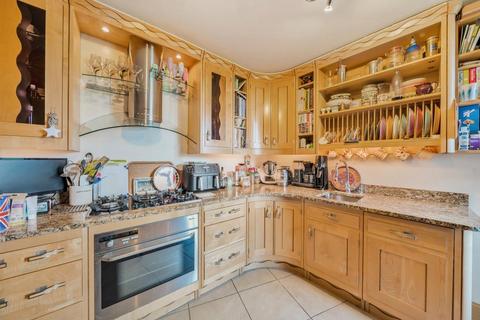 3 bedroom flat for sale, Highgate Village,  London N6,  N6