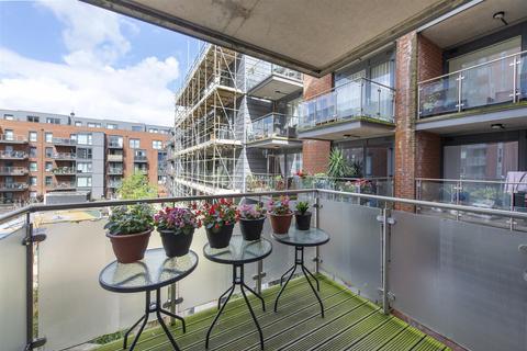 2 bedroom apartment for sale, Zenith Close, London