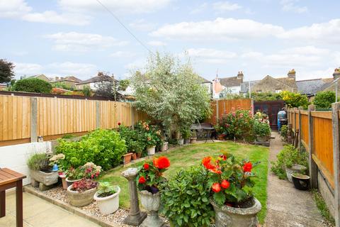 3 bedroom terraced house for sale, Kings Road, Dover, CT17