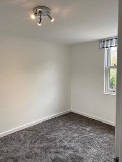 2 bedroom property to rent, St. Clements Terrace, Truro