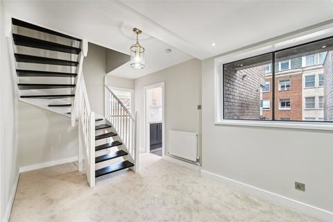 3 bedroom duplex to rent, Harley Street, London, W1G