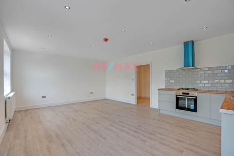 2 bedroom flat for sale, Wellwood Road, Ilford IG3