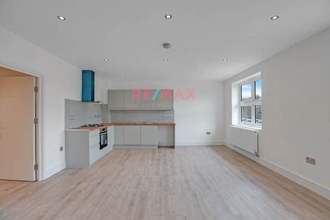 2 bedroom flat for sale, Wellwood Road, Ilford IG3