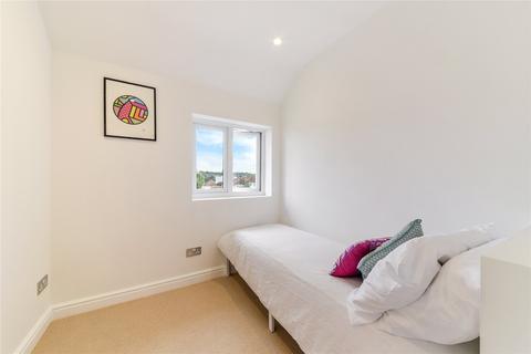 4 Broom Avenue, Orpington, BR5 3BS