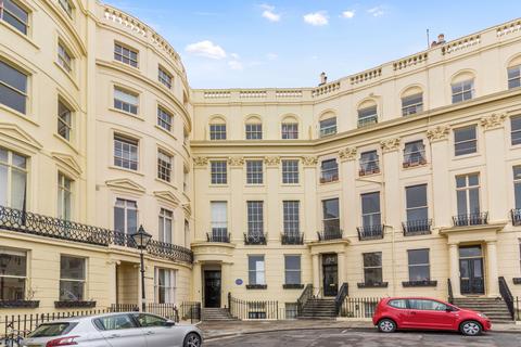 2 bedroom apartment for sale, Brunswick Square, Hove BN3