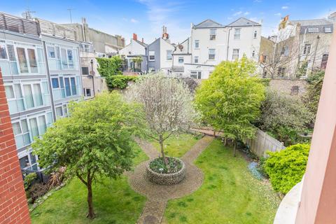 2 bedroom apartment for sale, Brunswick Square, Hove BN3