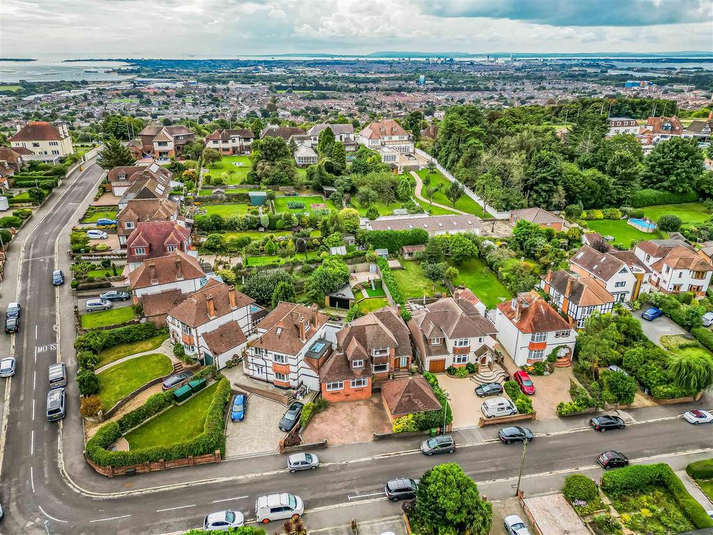 11 Hilltop Crescent-Aerials-Small-Portico Marketing