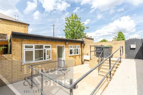 2 bedroom bungalow to rent, Tancred Road, Finsbury Park, London, N4