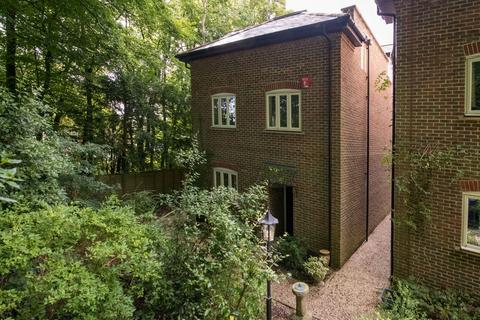 4 bedroom detached house for sale, Kings Crescent, Winchester SO22