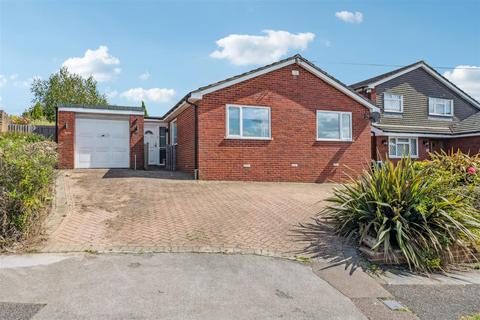 3 bedroom detached bungalow for sale, Southfield Drive, Hazlemere HP15