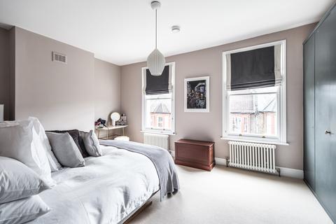 3 bedroom maisonette for sale, Battledean Road, Highbury Fields, Islington, London