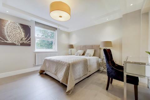 4 bedroom flat to rent, Boydell Court, St. Johns Wood Park, St John's Wood, London